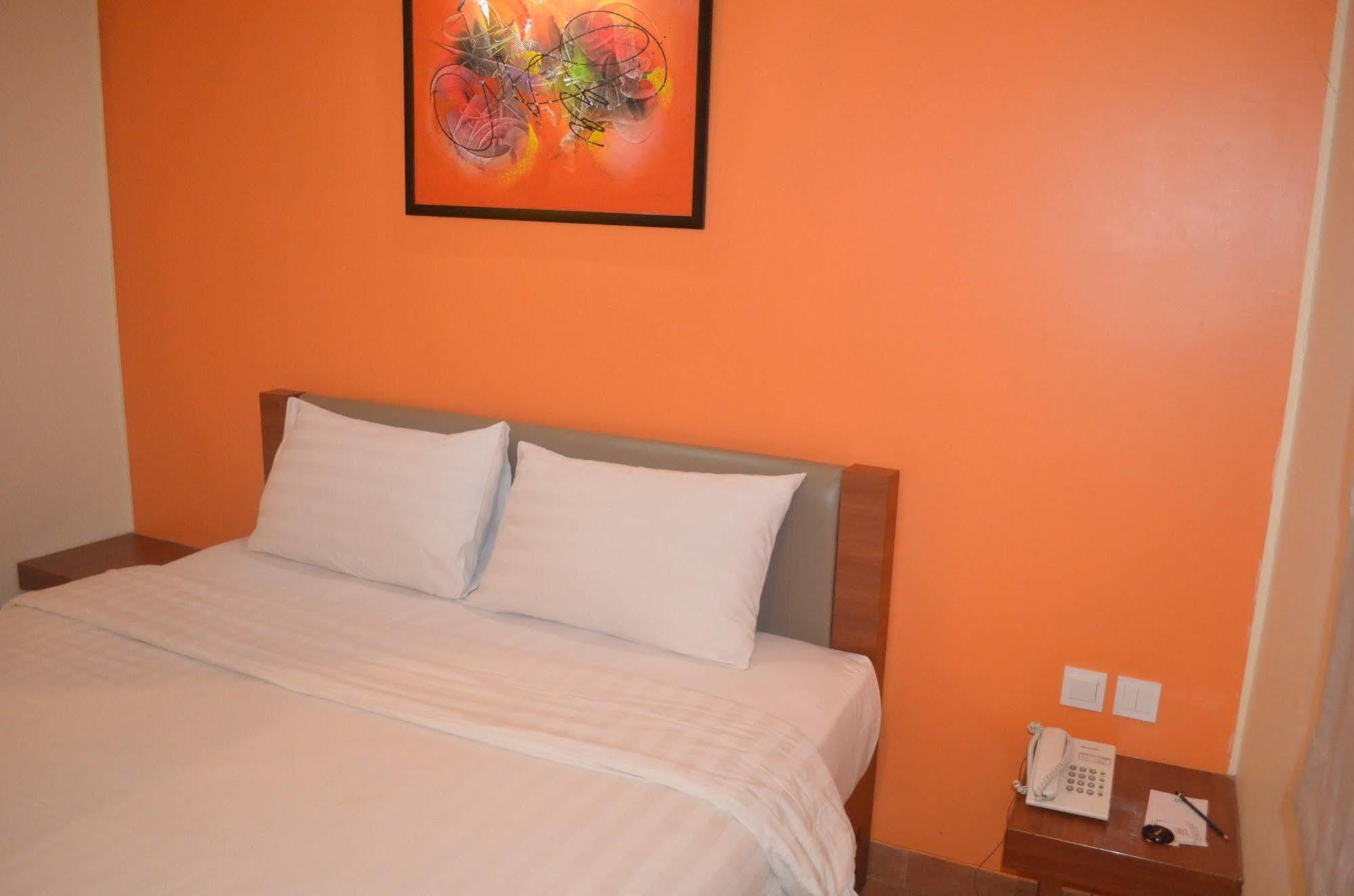 World Hotel Jakarta - Bandengan Exterior foto