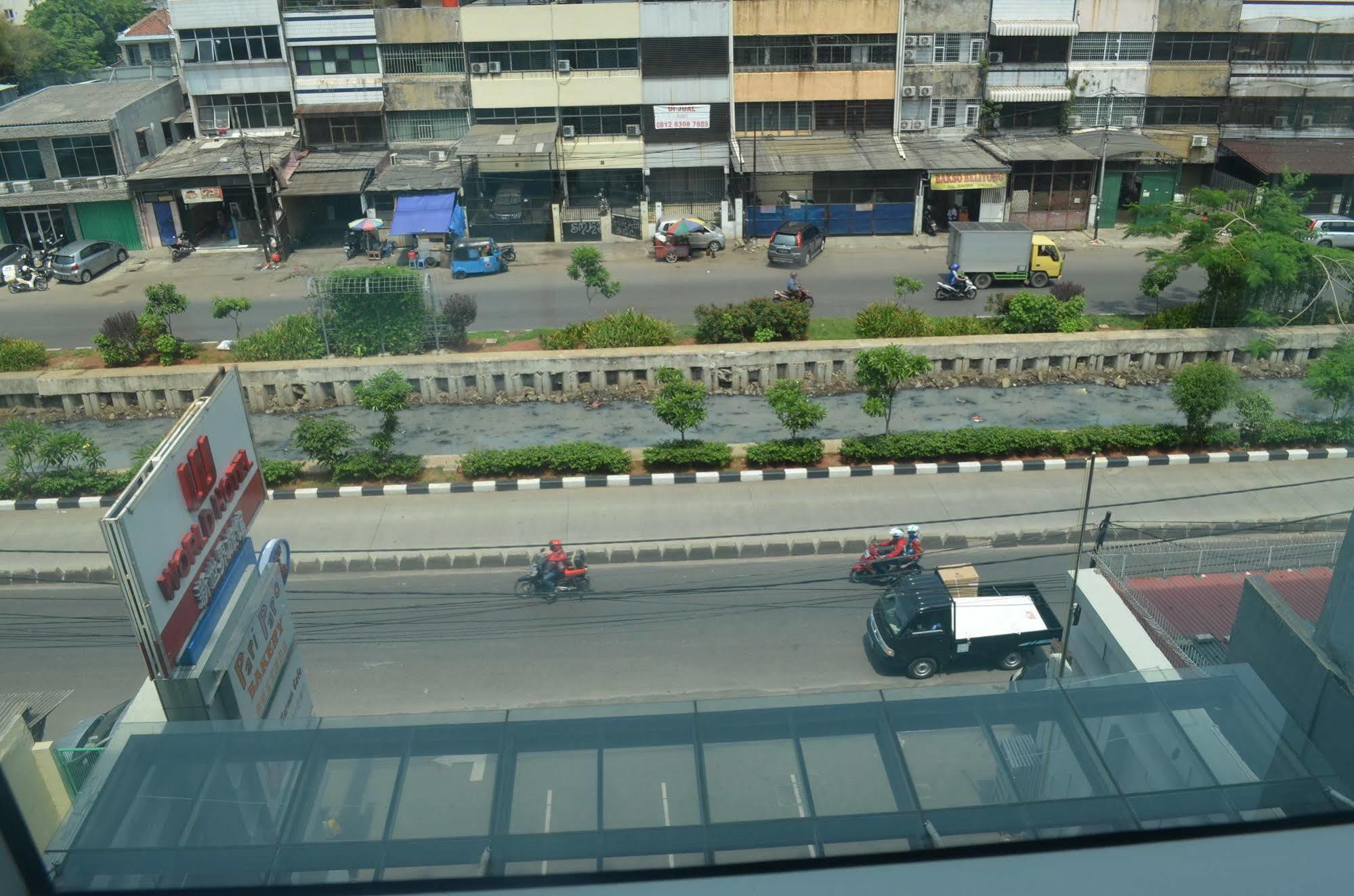 World Hotel Jakarta - Bandengan Exterior foto